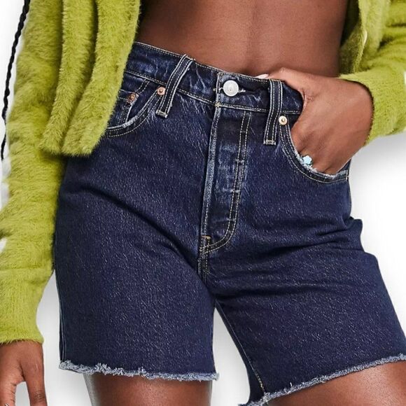 Levi's 501 Mid-Thigh Denim Shorts Size 24